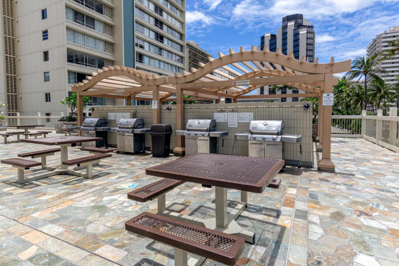 Appartement Beautifully Upgraded Studio Close To Waikiki Beach à Honolulu Extérieur photo